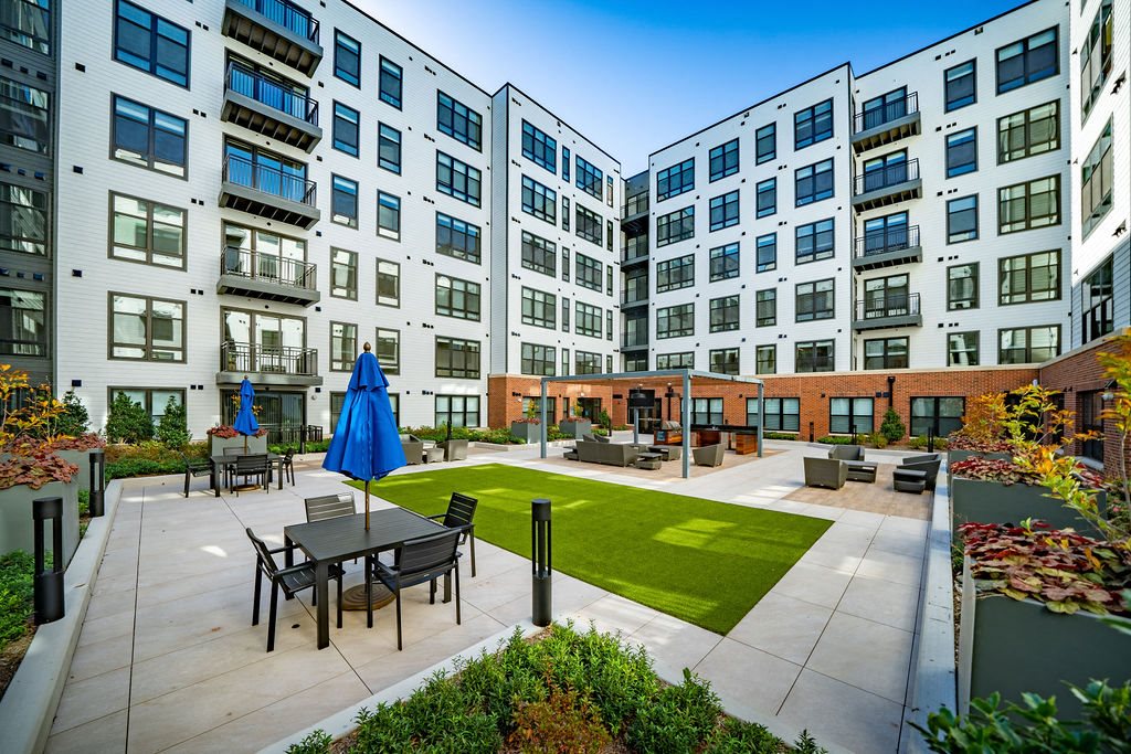 Apartments for Rent in North Bethesda, MD Harwood Flats